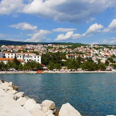 شقة In With Sea View, Balcony, Air Conditioning, Wi-fi