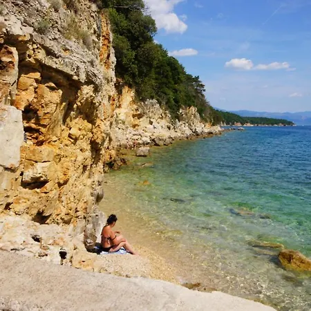 In With Sea View, Balcony, Air Conditioning, Wi-fi *