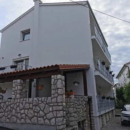 In With Sea View, Balcony, Air Conditioning, Wi-fi شقة تْسْغيكفانِتْسا