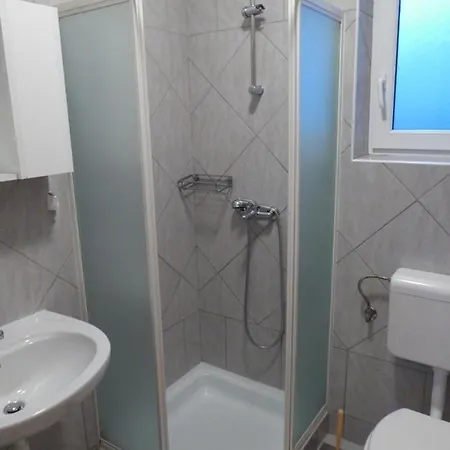 In With Sea View, Balcony, Air Conditioning, Wi-fi Апартаменты Цриквеница